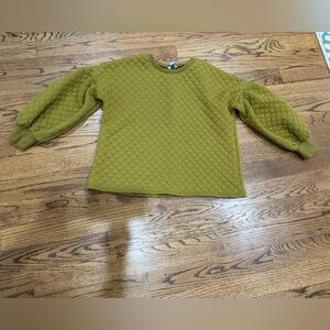 She + Sky Quilted Crewneck Top in Olive